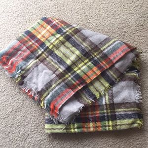 NWOT blanket scarf